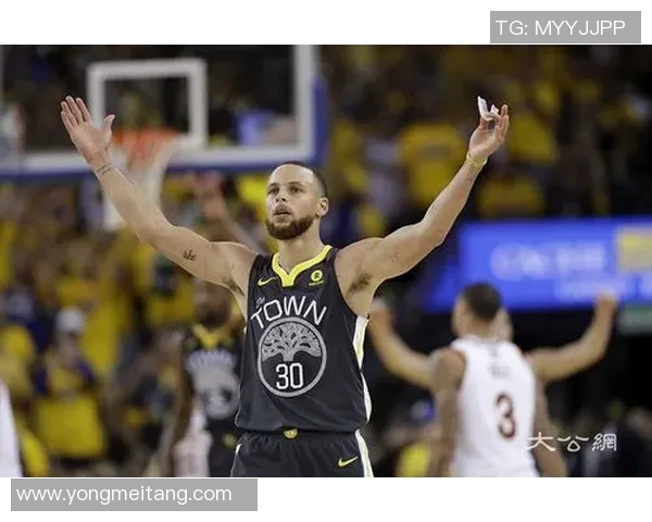 库里三分大赛决赛狂轰20球创历史新纪录震撼全场 库里三分大赛决赛狂轰20球创历史新纪录震撼全场