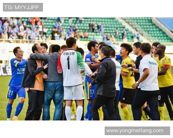 恒大与北京国安对决引发争议黑哨事件引发球迷热议与媒体关注